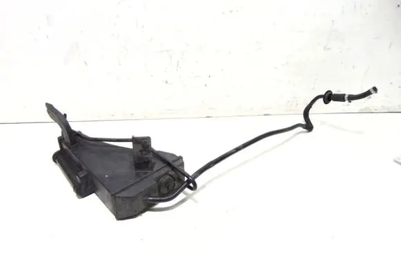 Audi A4 S4 B5 8D Pneumatic compressor air filter 
