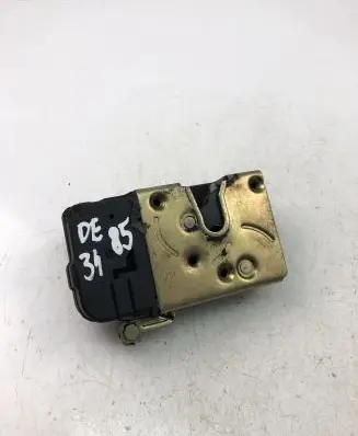 Peugeot 206 Coupe door lock (next to the handle) PP30FV