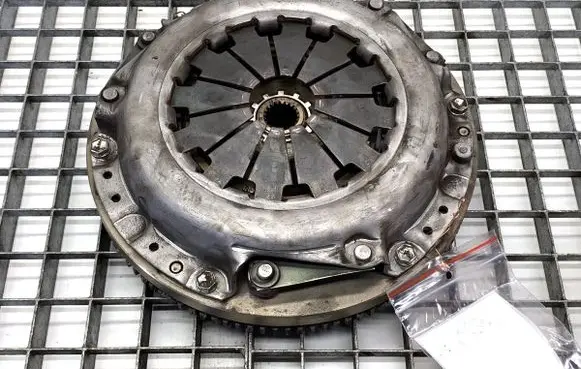 Toyota Avensis T270 Clutch set kit