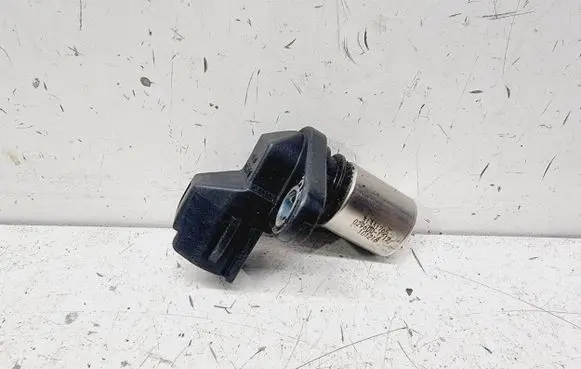 Volvo S60 Camshaft speed sensor 31331765