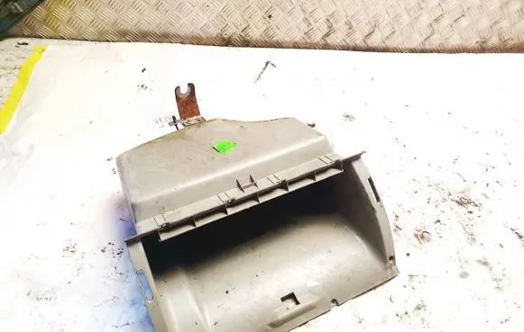 Citroen Xsara Picasso Glove box 963131777b02