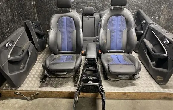BMW 2 F44 Seat set 
