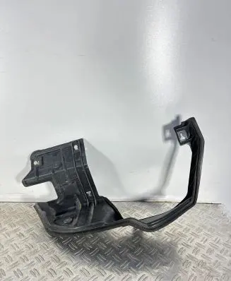 Infiniti FX Intercooler air guide/duct channel 788531CA0A
