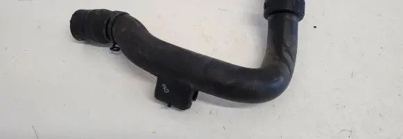 Audi A4 S4 B7 8E 8H Engine coolant pipe/hose 8E0121101C