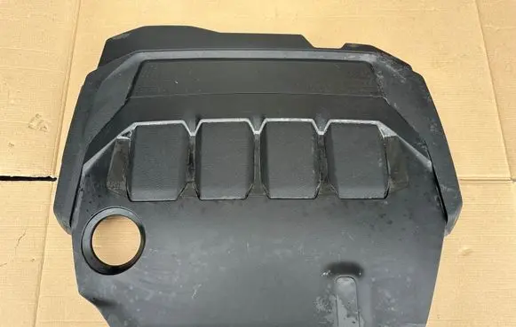 Audi Q3 F3 Engine cover (trim) 05L103925E