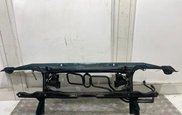BMW 5 E34 Radiator support slam panel