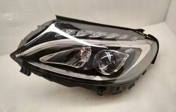 Mercedes-Benz C W205 Headlight/headlamp