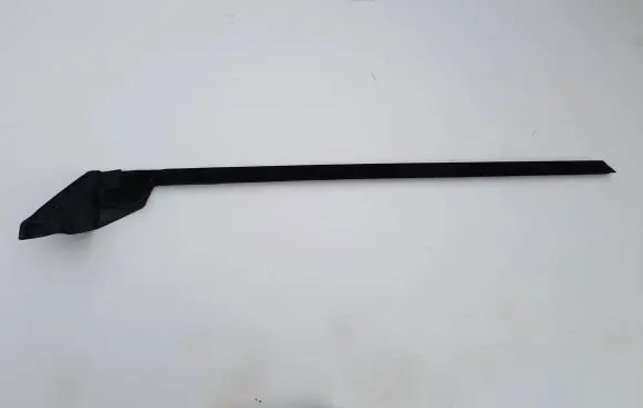 BMW M3 e92 Rubber seal front coupe door window 7187084