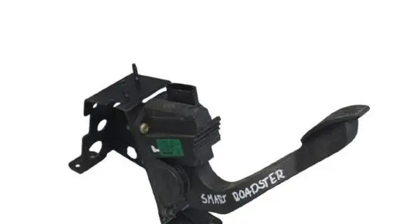 Smart Roadster Accelerator throttle pedal 0013784V002