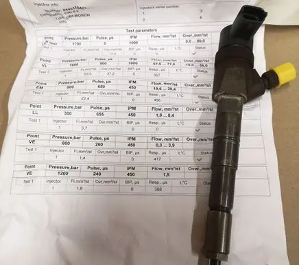 Opel Insignia A Fuel injector 0445110423