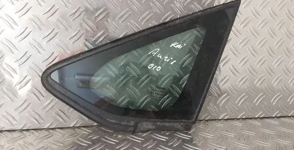 Toyota Auris 150 Front triangle window/glass 43R007951
