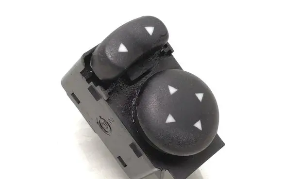 Fiat 500 Electric window control switch M2073