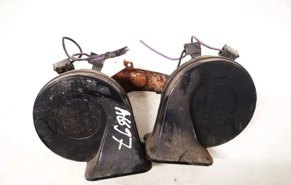 Alfa Romeo 147 Horn signal e335717