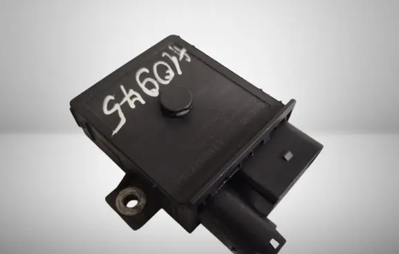 Mercedes-Benz GL X164 Glow plug pre-heat relay E2110022364
