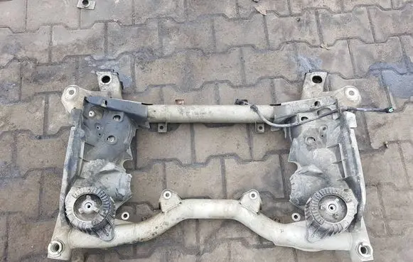 Mercedes-Benz E W212 Front axle beam 