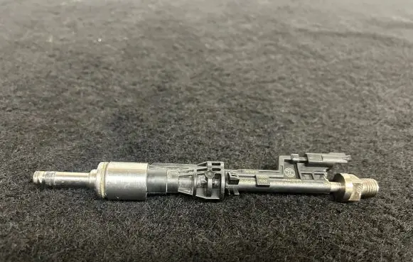 BMW X5 E70 Fuel injector 1364759787005