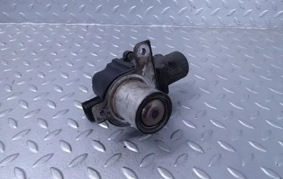 Renault Clio III EGR valve 8200282949 8200550361