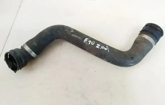 BMW 5 GT F07 Engine coolant pipe/hose 7789742