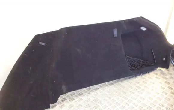 Mercedes-Benz GLE (W166 - C292) Trunk/boot lower side trim panel 