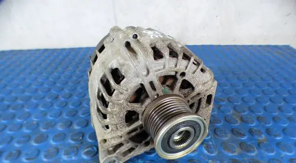 Renault Clio IV Generator/alternator CART231007842R 231007842R 2116045483
