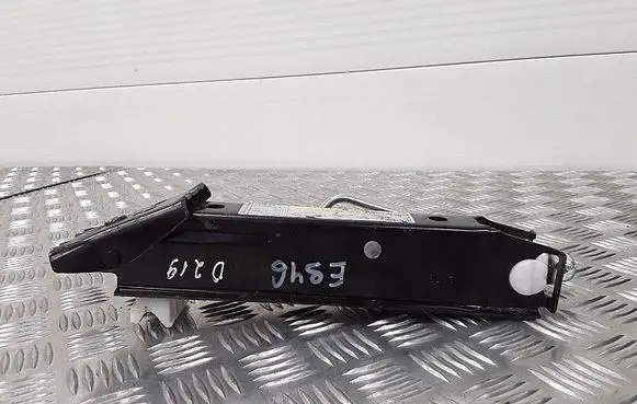 Audi A1 Tool set 6R0011031K