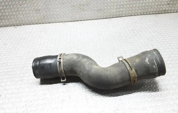 Volkswagen Polo IV 9N3 Intercooler hose/pipe