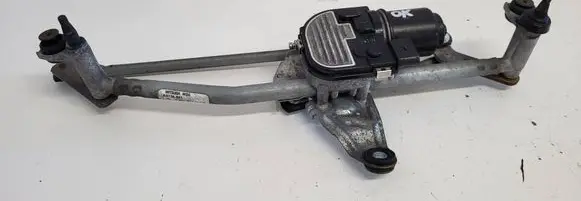 Volkswagen PASSAT B6 Front wiper linkage and motor 3C1955023E A9738881