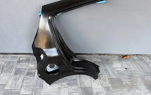 Opel Karl Fender end trim 42544596