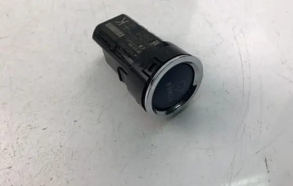 Toyota RAV 4 (XA40) Engine start stop button switch 2010DJ2910 2842ATMIMB3