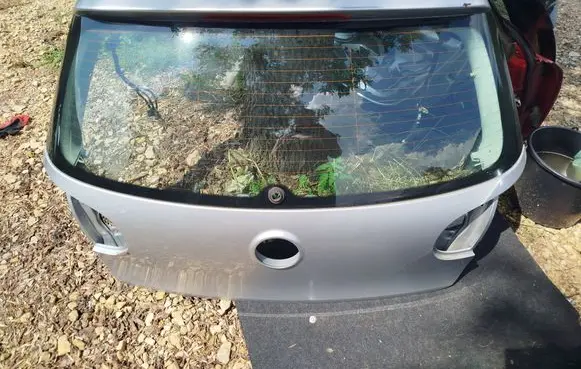 Volkswagen Golf V Tailgate/trunk/boot lid LA7W