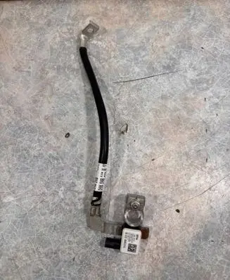 BMW 5 G30 G31 Negative earth cable (battery) 6840519