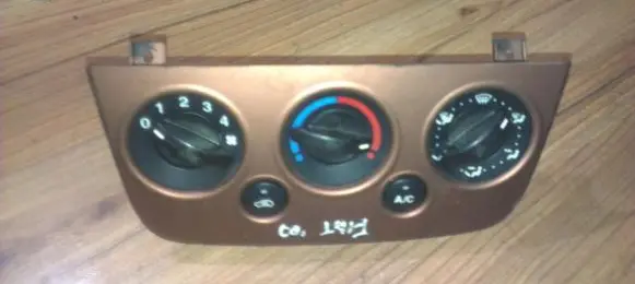 Ford Fiesta Climate control unit 2s6h19980bf
