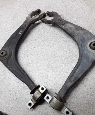 Peugeot 407 Front lower control arm/wishbone