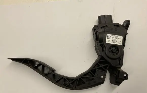 Audi A6 S6 C7 4G Accelerator throttle pedal 8K1723523A 29042011 6PV00950521