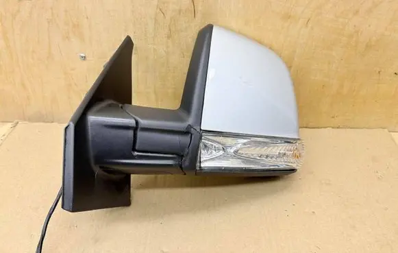 Fiat Doblo Front door electric wing mirror 