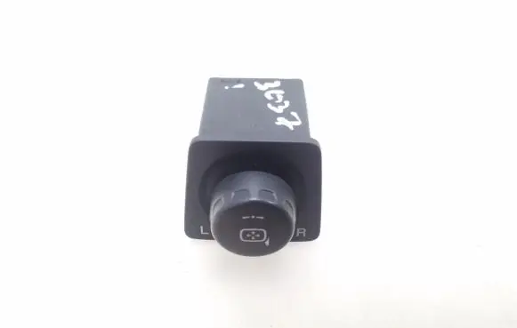 Opel Antara Wing mirror switch