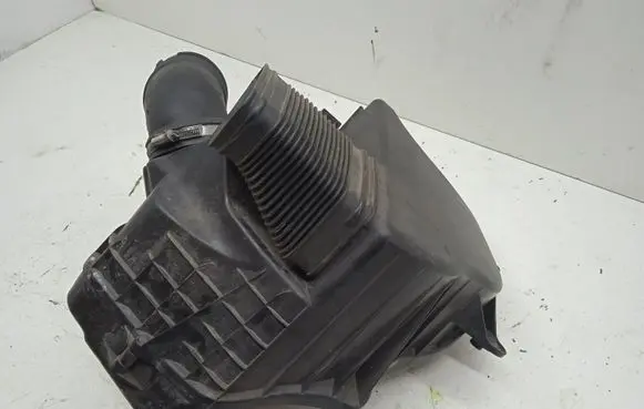 BMW 3 E92 E93 Air filter box 1371756717502