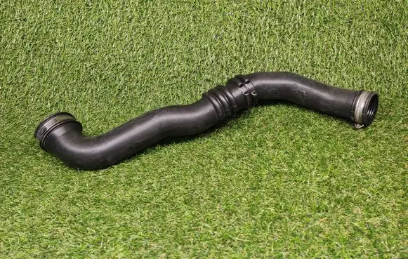 Volvo V70 Intercooler hose/pipe 7G916K683A 10982100