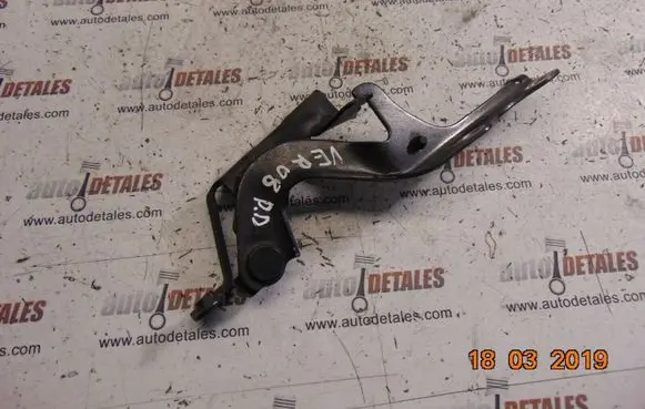 Toyota Corolla Verso AR10 Engine bonnet/hood hinges