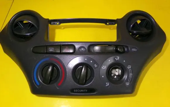 Toyota Yaris Climate control unit 758277