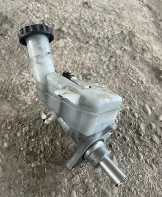 Peugeot 4007 Master brake cylinder 03350890011 03350890031