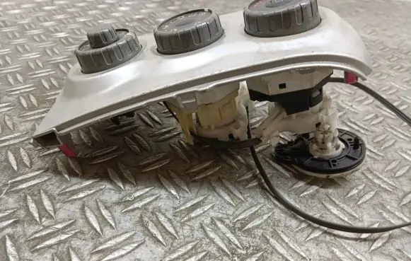 Toyota Yaris Climate control unit