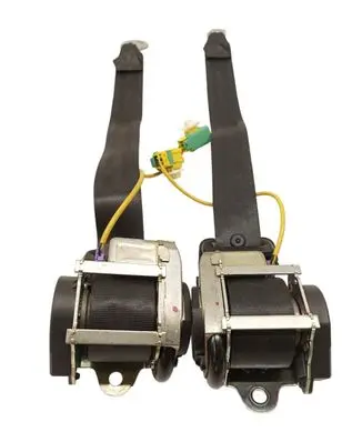 Volkswagen Touareg I Front seatbelt 