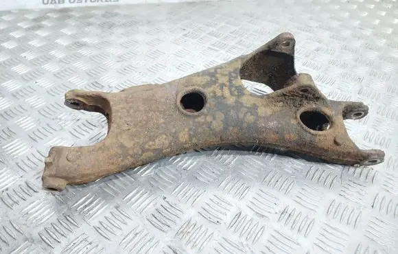 Volvo XC90 Rear upper control arm/wishbone