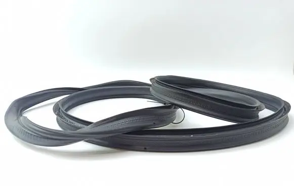 Mercedes-Benz GLK (X204) Trunk rubber seal (body) A2047400278 2047400278