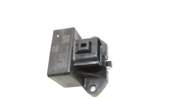 Ford Mondeo MK V Fuel pump relay FU5A9D370KA
