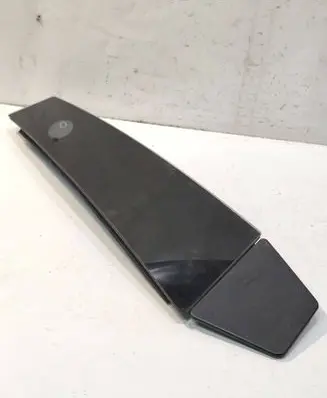 Tesla Model 3 (B) Pillar trim (exterior) 110043700E DA68835 ED322200009913