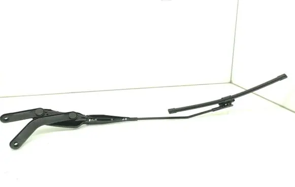 Ford Focus C-MAX Front wiper blade arm 3M5117526CD