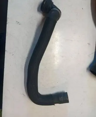Volvo S60 Engine coolant pipe/hose 31474863