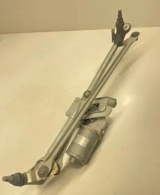 BMW X1 E84 Front wiper linkage and motor 2992465 W14109 5113F